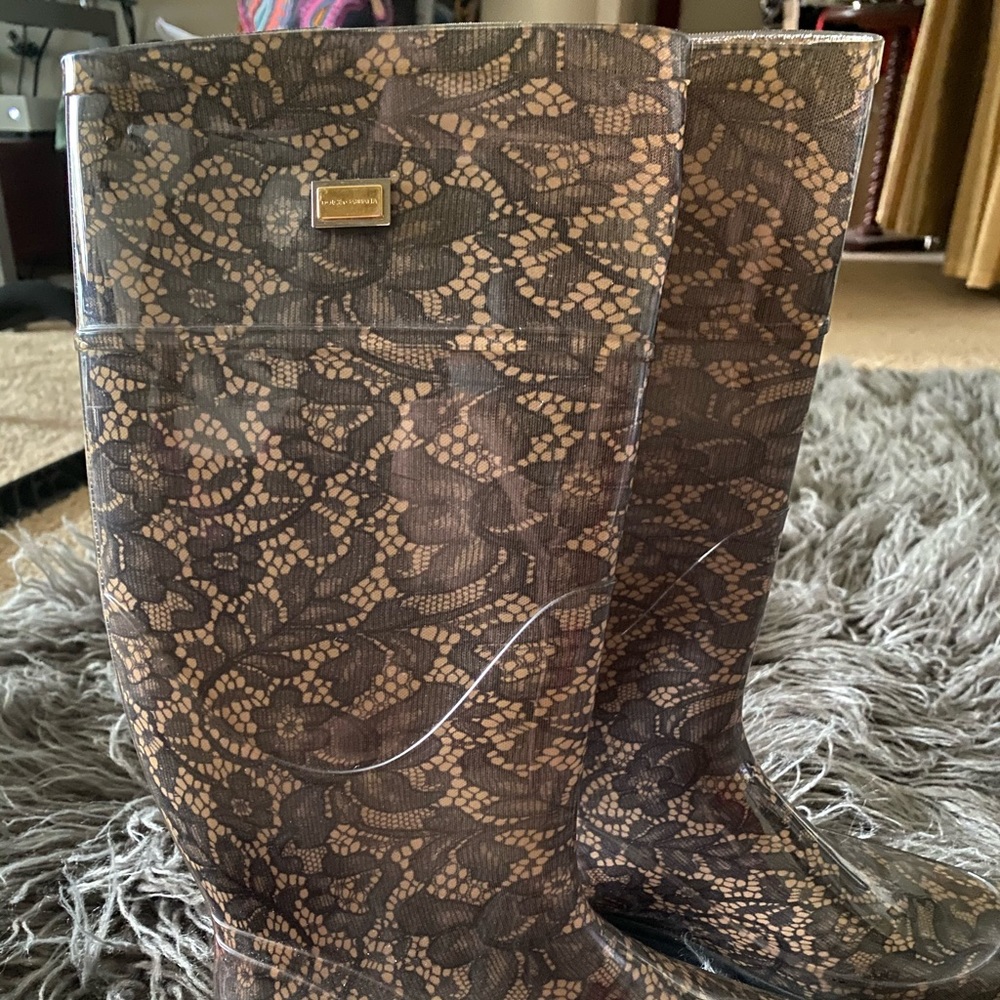 Early CYBER MONDAY DEAL Dolce & Gabbana Rain Boots